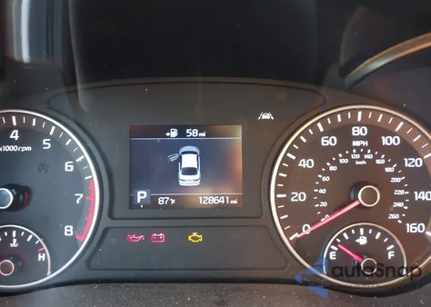 2019 Kia Optima S z USA, uszkodzony, nr VIN 5XXGT4L34KG327649